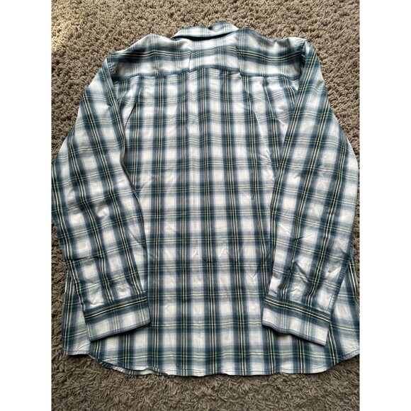 Carhartt long sleeve plaid button up shirt for men XL extra large - Picture 8 of 9